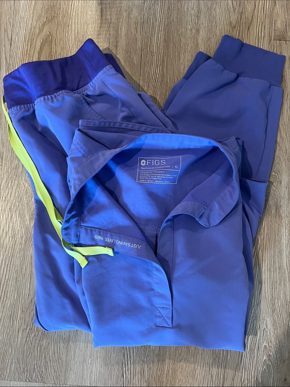 Figs women’s blueberry Joggers with Lime Drawstring and Rafaela scrub top